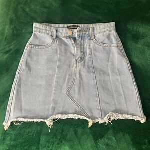 Pretty Little Thing Denim Skirt